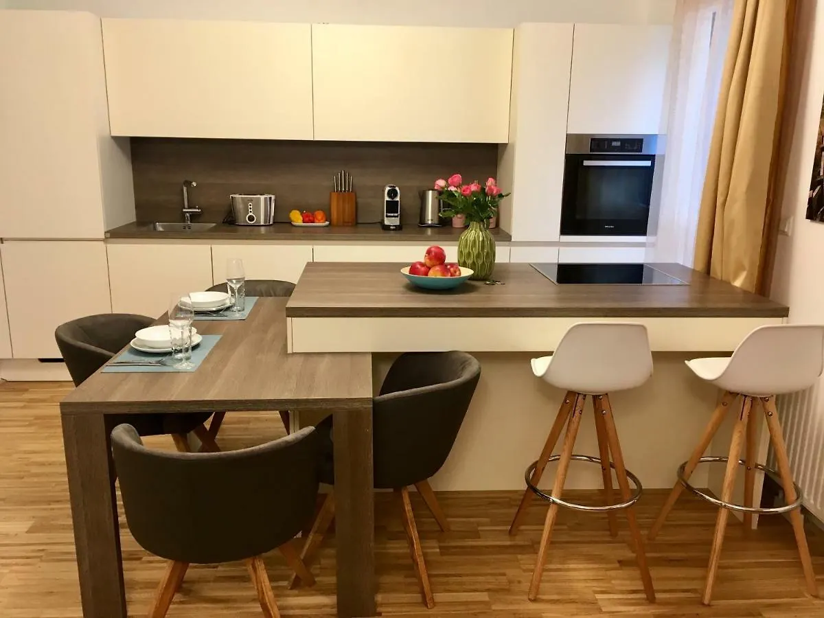 Ferienwohnung Am Hauptbahnhof Vienna Apartment
