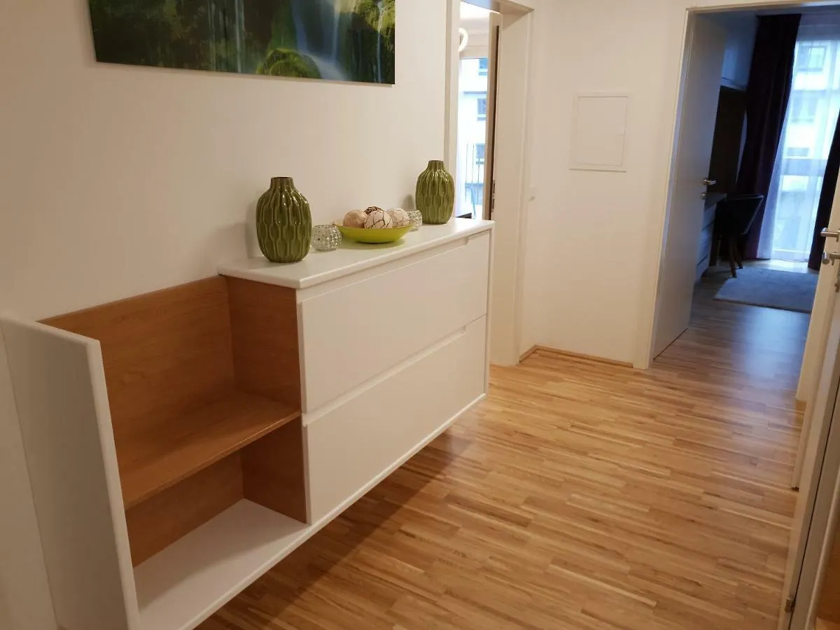 Apartment Ferienwohnung Am Hauptbahnhof Vienna Austria